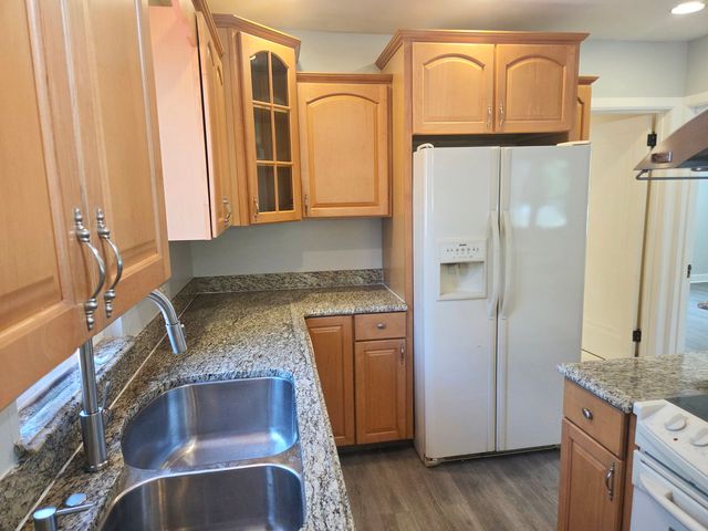2657 N Sayre Avenue, Chicago, IL 60707