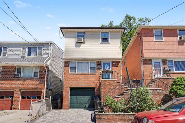 1014 LIBERTY AVE, North Bergen, NJ 07047