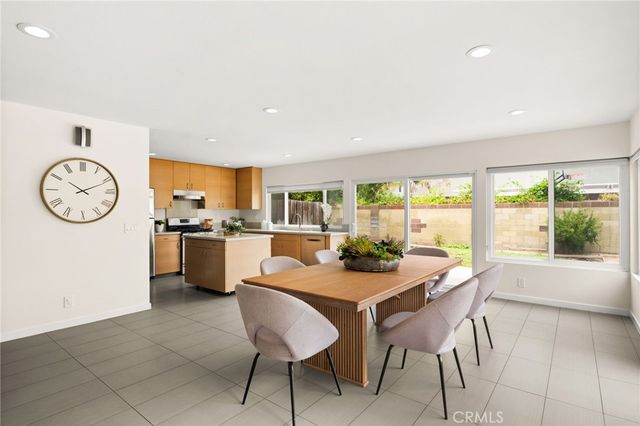 5317 Vista Del Mar, Cypress, CA 90630