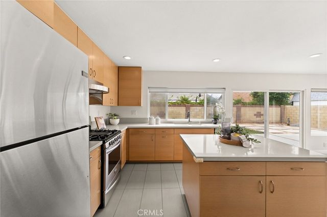 5317 Vista Del Mar, Cypress, CA 90630