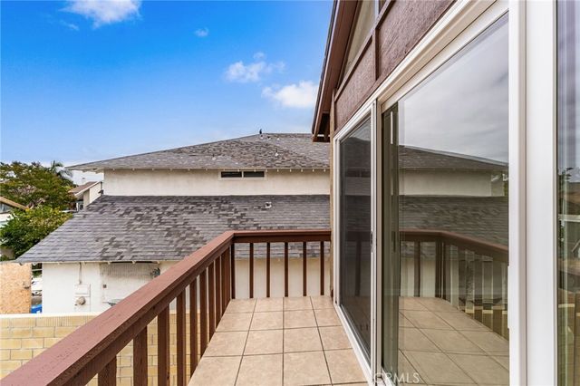 5317 Vista Del Mar, Cypress, CA 90630