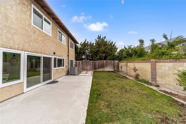 5317 Vista Del Mar, Cypress, CA 90630