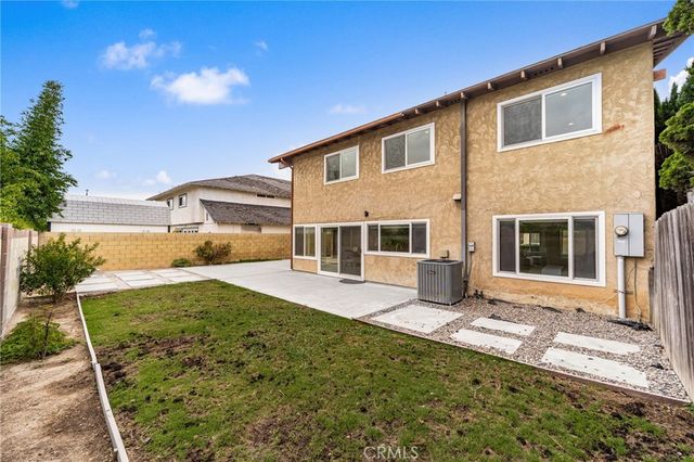 5317 Vista Del Mar, Cypress, CA 90630