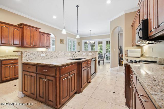 5062 Harlech Castle, Southaven, MS 38671