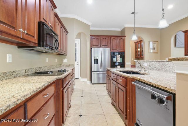 5062 Harlech Castle, Southaven, MS 38671