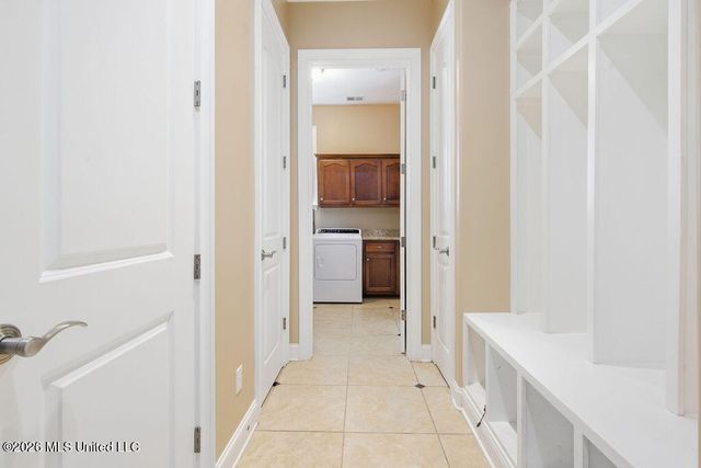 5062 Harlech Castle, Southaven, MS 38671
