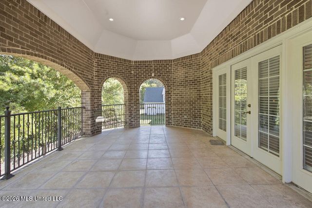 5062 Harlech Castle, Southaven, MS 38671