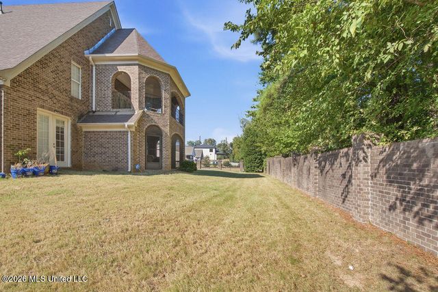 5062 Harlech Castle, Southaven, MS 38671