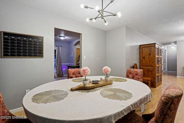 1730 Royal Drive, Las Cruces, NM 88011