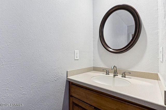 1730 Royal Drive, Las Cruces, NM 88011