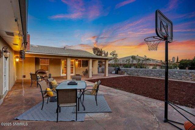 1730 Royal Drive, Las Cruces, NM 88011