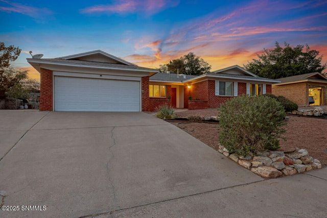 1730 Royal Drive, Las Cruces, NM 88011