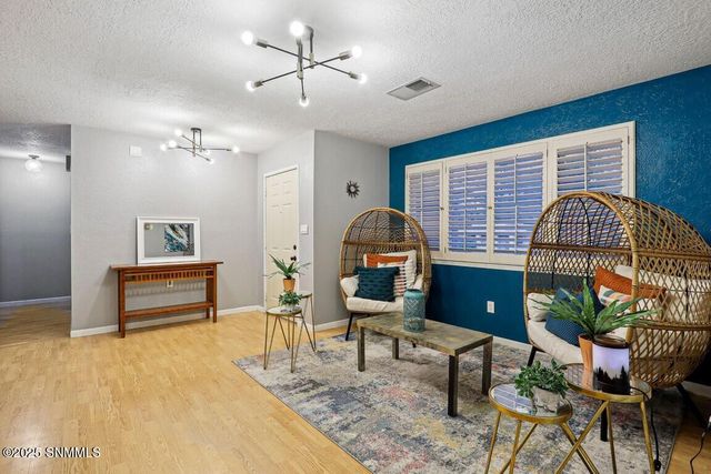 1730 Royal Drive, Las Cruces, NM 88011