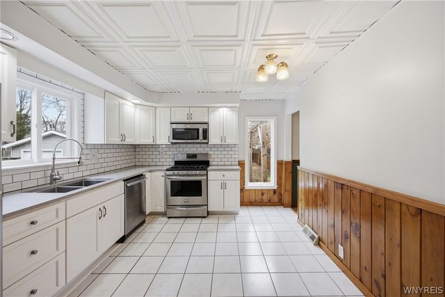 59 Hammerschmidt Avenue, Buffalo, NY 14210