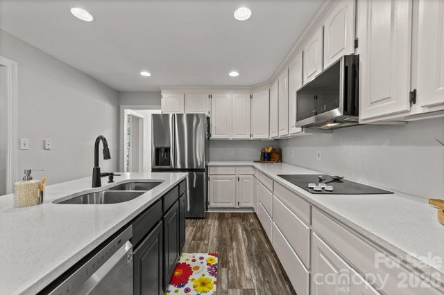 127 Fisher Farm Court, China Grove, NC 28023