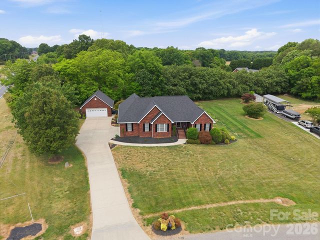 127 Fisher Farm Court, China Grove, NC 28023