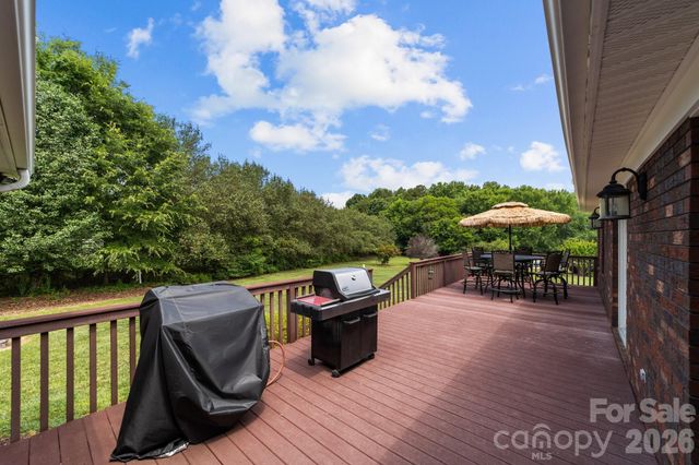 127 Fisher Farm Court, China Grove, NC 28023