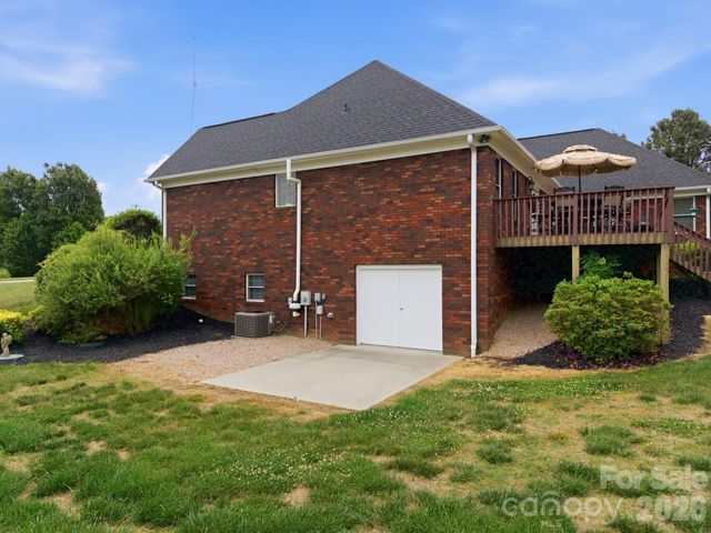 127 Fisher Farm Court, China Grove, NC 28023