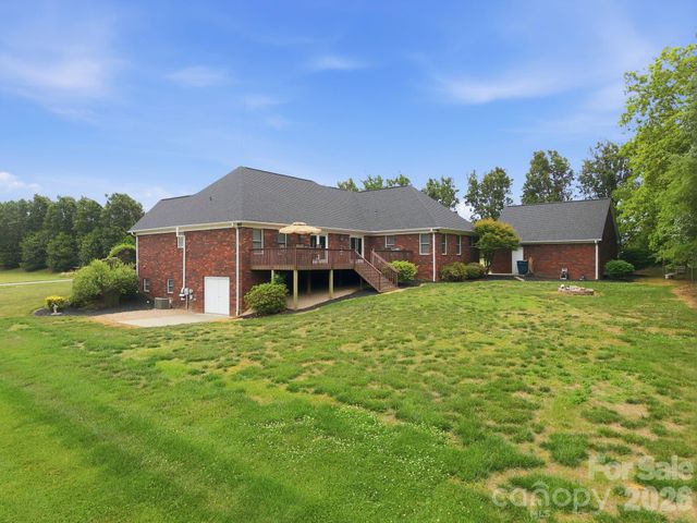 127 Fisher Farm Court, China Grove, NC 28023