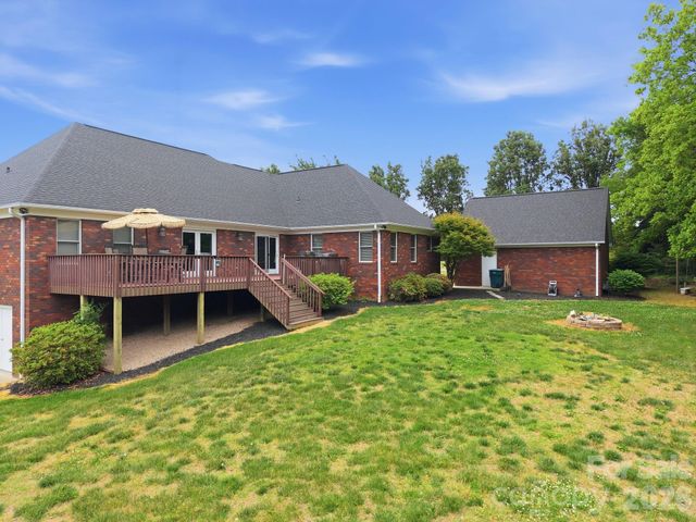 127 Fisher Farm Court, China Grove, NC 28023