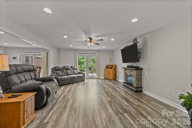127 Fisher Farm Court, China Grove, NC 28023