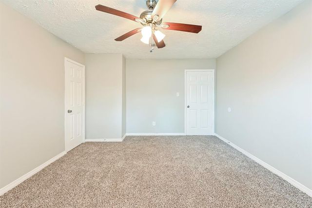 8519 Avington Road, La Porte, TX 77571