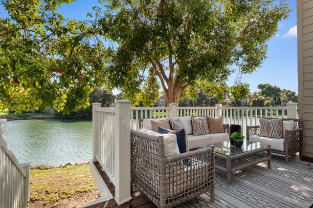 843 Columbia Circle, Redwood City, CA 94065