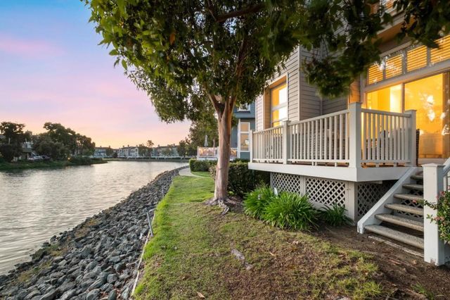 843 Columbia Circle, Redwood City, CA 94065