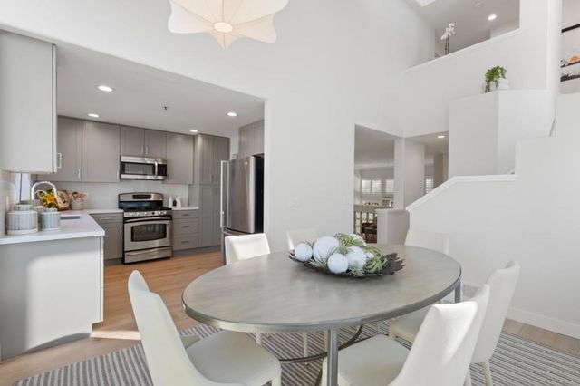 843 Columbia Circle, Redwood City, CA 94065