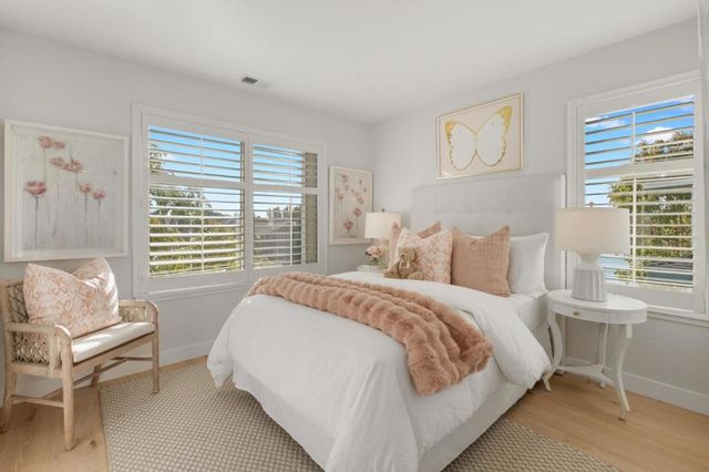 843 Columbia Circle, Redwood City, CA 94065