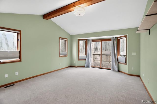 1960 Eastons Trail, Highland, MI 48357