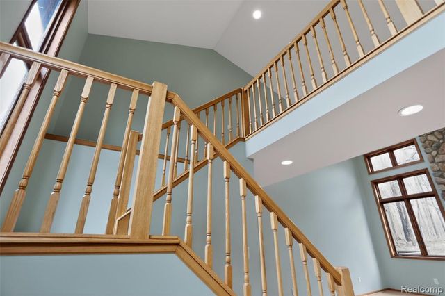 1960 Eastons Trail, Highland, MI 48357