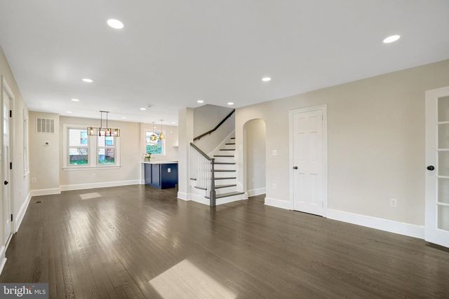 2820 FRANKLIN ST, Alexandria, VA 22306