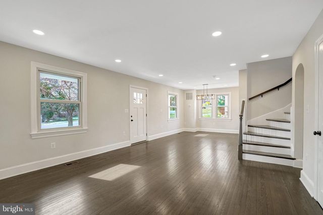 2820 FRANKLIN ST, Alexandria, VA 22306