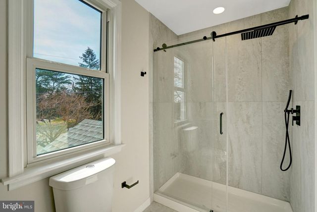 2820 FRANKLIN ST, Alexandria, VA 22306