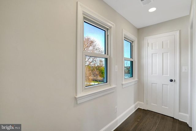 2820 FRANKLIN ST, Alexandria, VA 22306