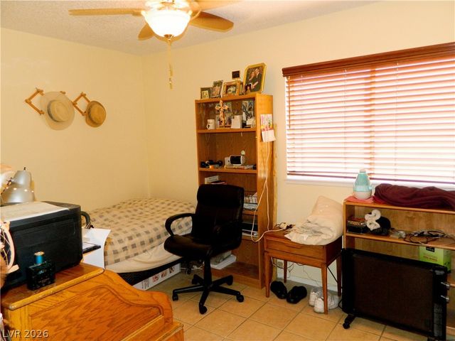 6257 Saginaw Drive, Las Vegas, NV 89108