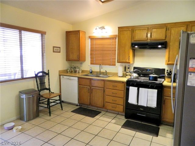 6257 Saginaw Drive, Las Vegas, NV 89108