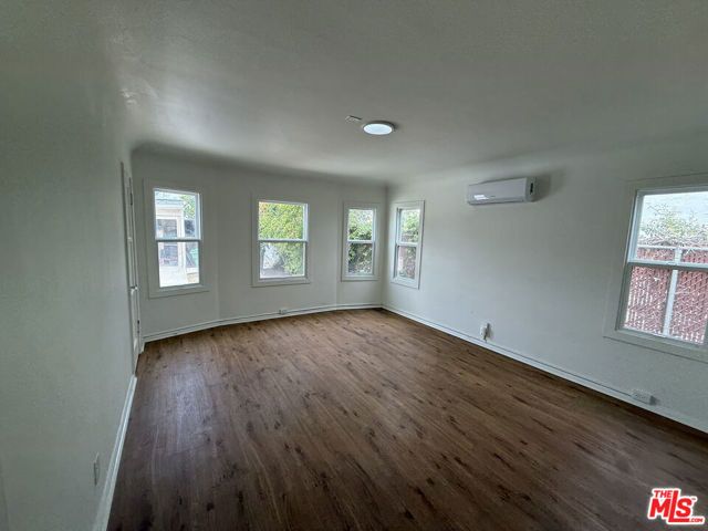 211 S Arnaz Drive Lower, Beverly Hills, CA 90211