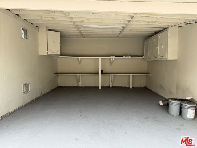 211 S Arnaz Drive Lower, Beverly Hills, CA 90211