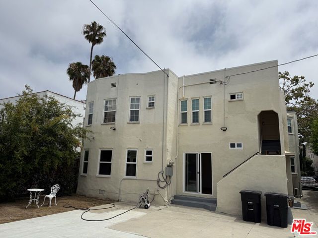 211 S Arnaz Drive Lower, Beverly Hills, CA 90211