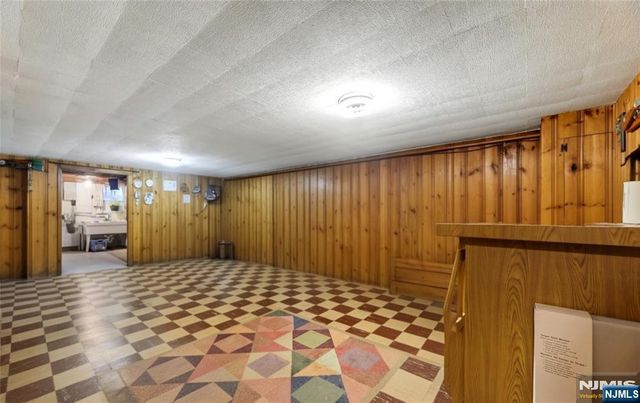 76 Prospect Avenue, North Arlington, NJ 07031