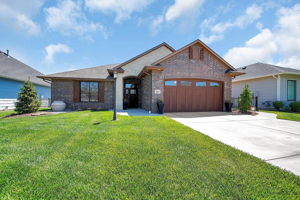 5407 W 26th Ct N, Wichita, KS 67205