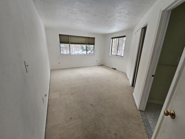 3 Treetop Park 3, Westborough, MA 01581