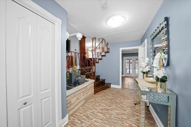 17702 Bernadine Street, Lansing, IL 60438