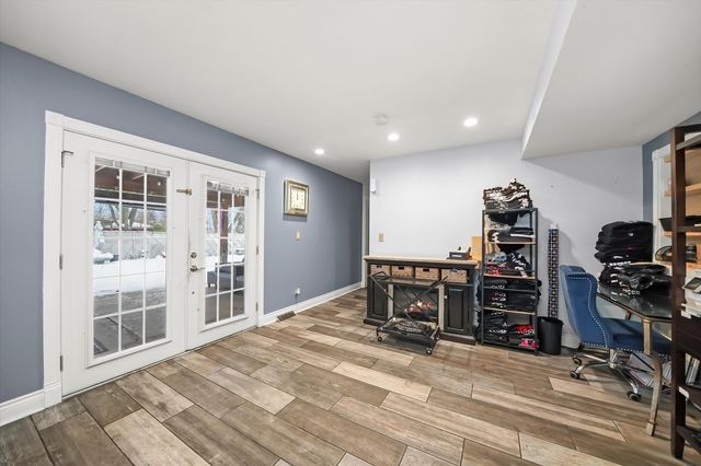 17702 Bernadine Street, Lansing, IL 60438