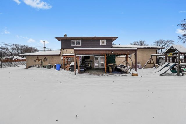 17702 Bernadine Street, Lansing, IL 60438