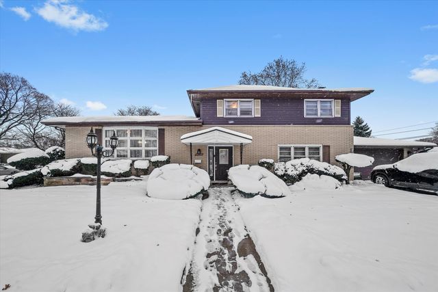 17702 Bernadine Street, Lansing, IL 60438