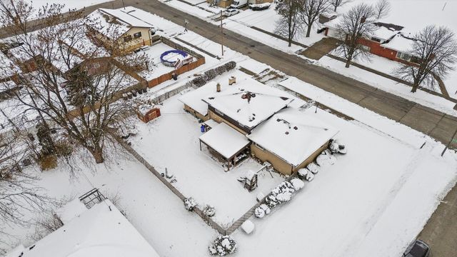 17702 Bernadine Street, Lansing, IL 60438