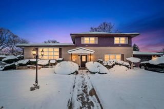 17702 Bernadine Street, Lansing, IL 60438